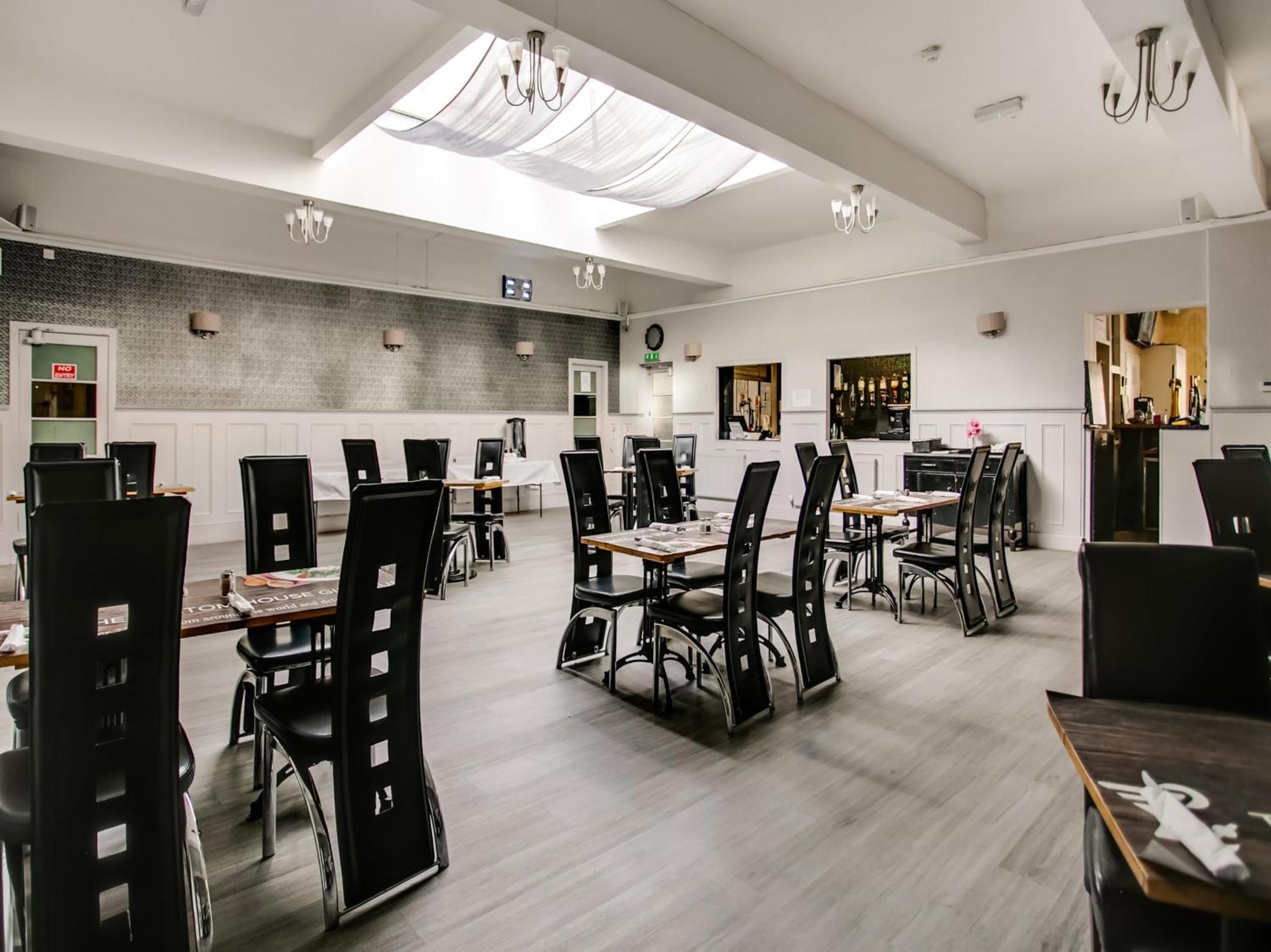 Oyo Gin House Hotel Greenock Dış mekan fotoğraf