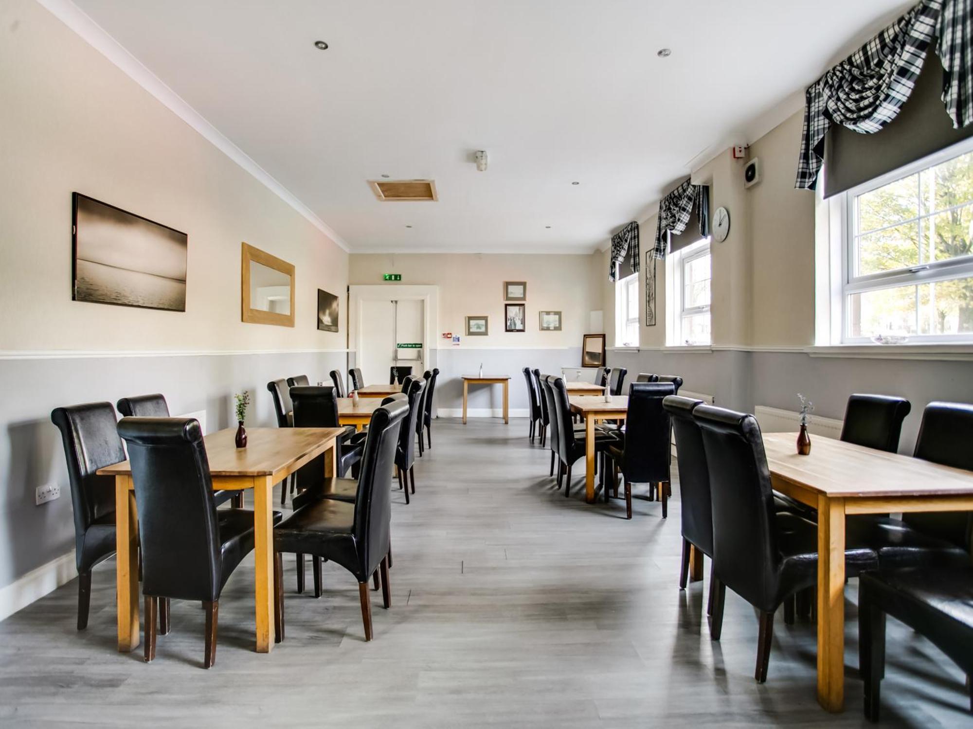 Oyo Gin House Hotel Greenock Dış mekan fotoğraf