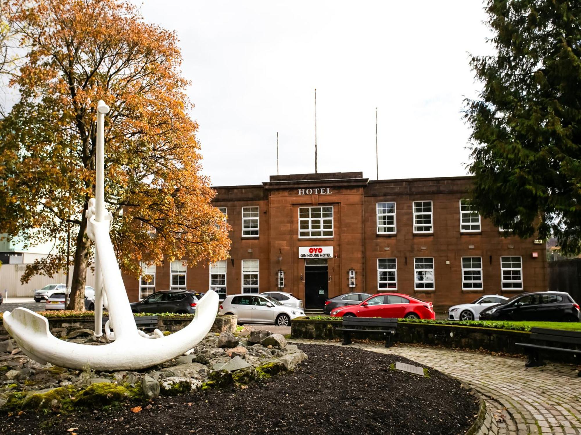 Oyo Gin House Hotel Greenock Dış mekan fotoğraf
